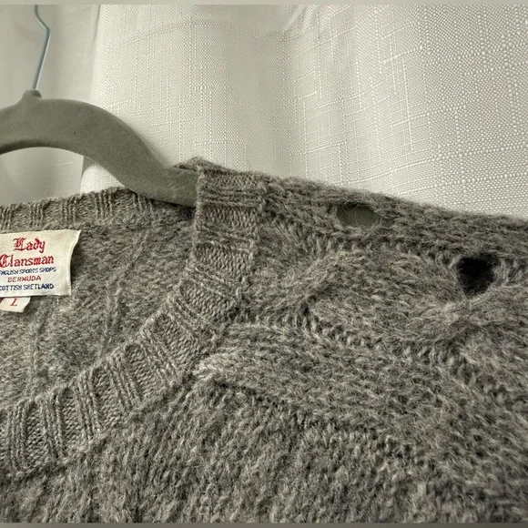 Vintage Lady Clansman Gray Cable Knit Wool Cardigan Size L - Picture 7 of 7